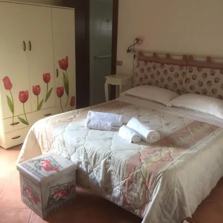 לינה וארוחת בוקר Franca